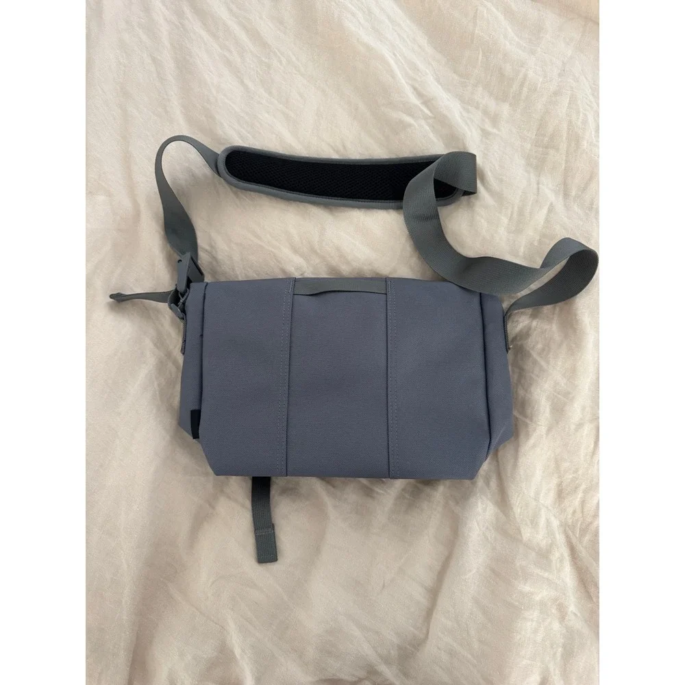 Timbuk2 Classic Messenger Bag Gray Ballistic Nylon Crossbody Small Commuter Bag